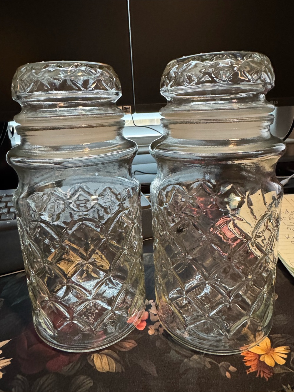 Vintage 1984 Planters‎ Mr Peanut Glass Jar Pair Diamond Cut Canister Set